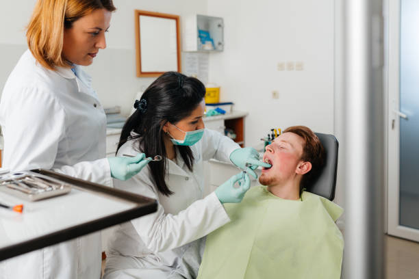 Best Emergency Treatment for Dental Infections or Abscesses in Weeping Water, NE
